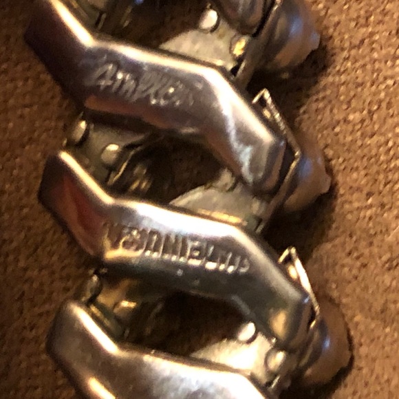 Vintage Expandable Prong-set Rhinestone Bracelet - Picture 8 of 9